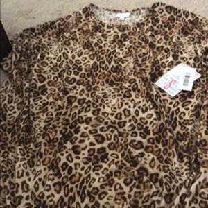 LuLaRoe leopard Irma Top small
